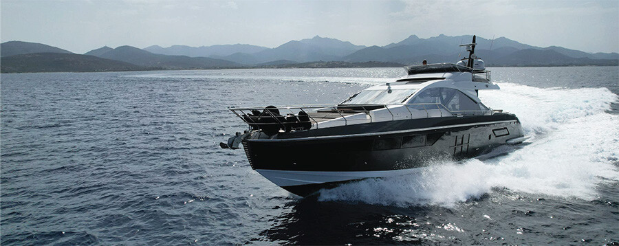 yacht